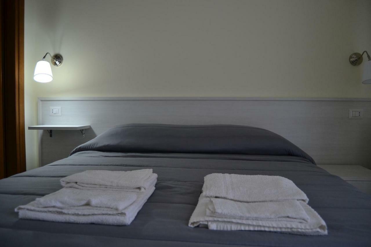 Guesthouse Holiday Formia Beach Dış mekan fotoğraf