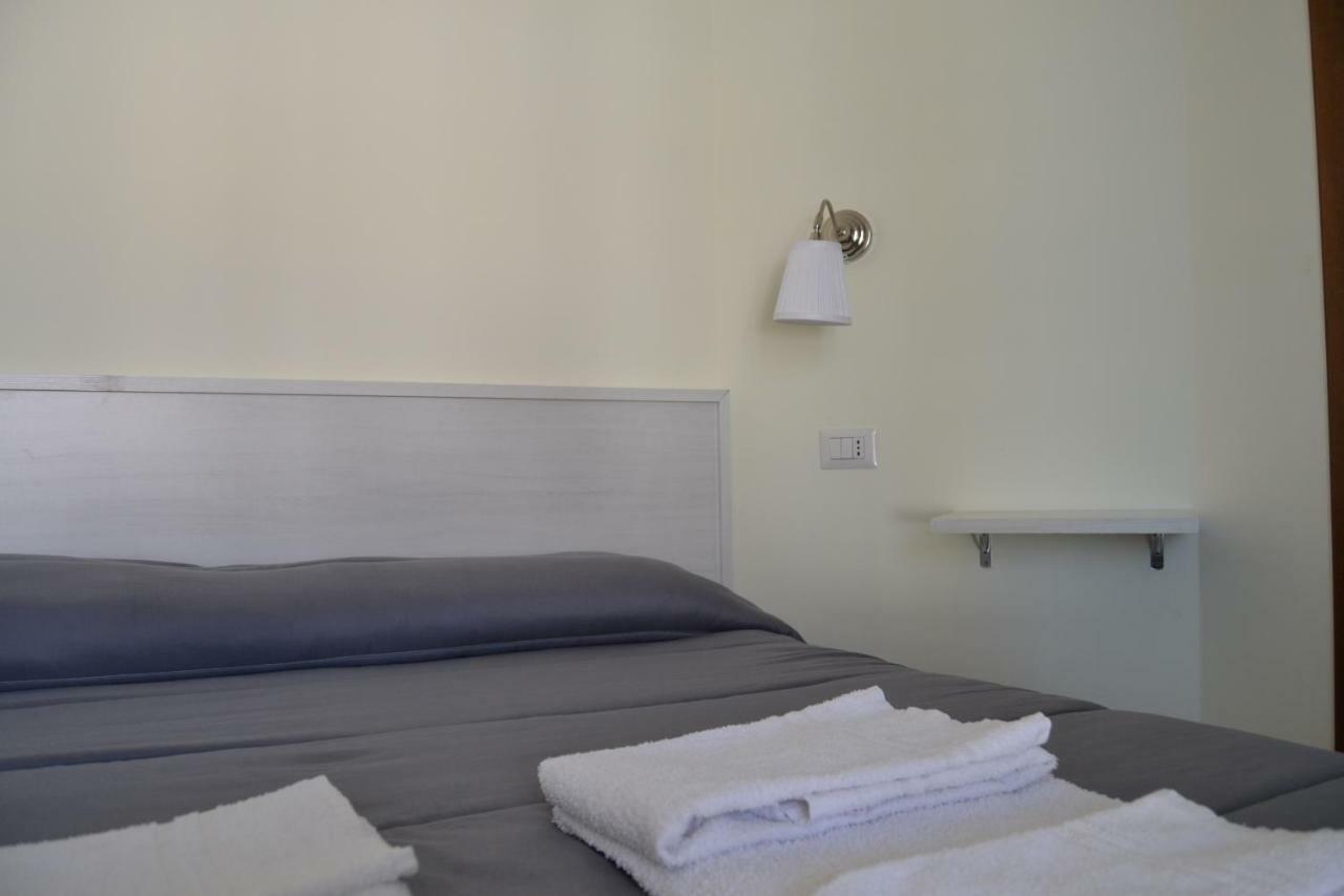 Guesthouse Holiday Formia Beach Dış mekan fotoğraf