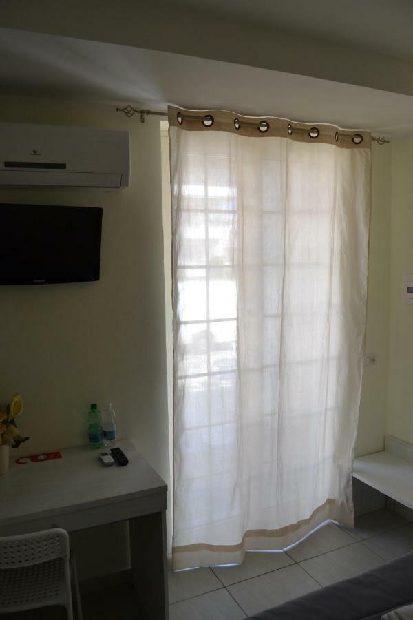 Guesthouse Holiday Formia Beach Dış mekan fotoğraf