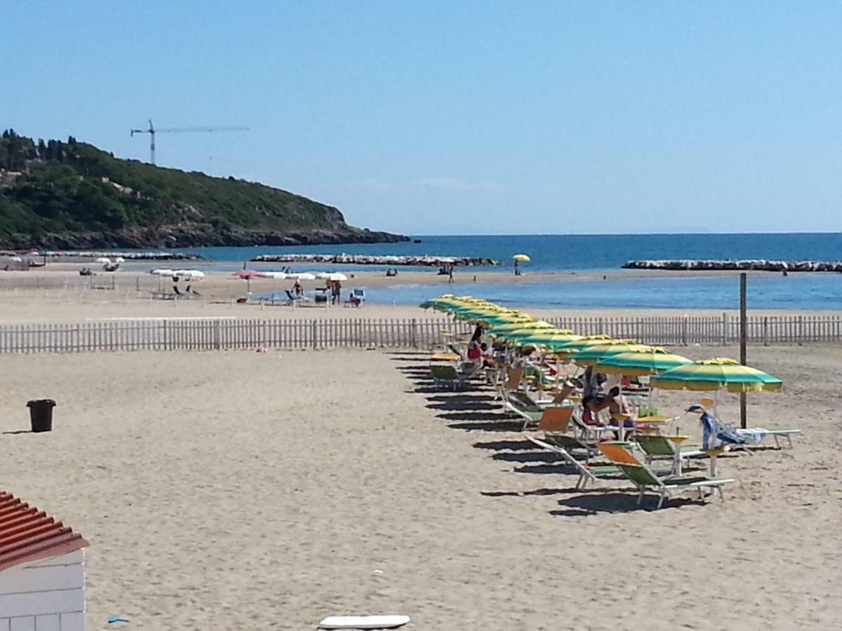Guesthouse Holiday Formia Beach Dış mekan fotoğraf