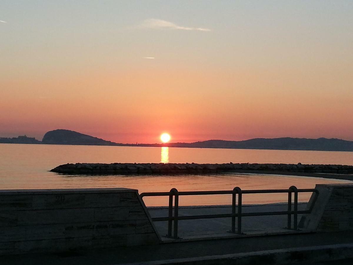 Guesthouse Holiday Formia Beach Dış mekan fotoğraf