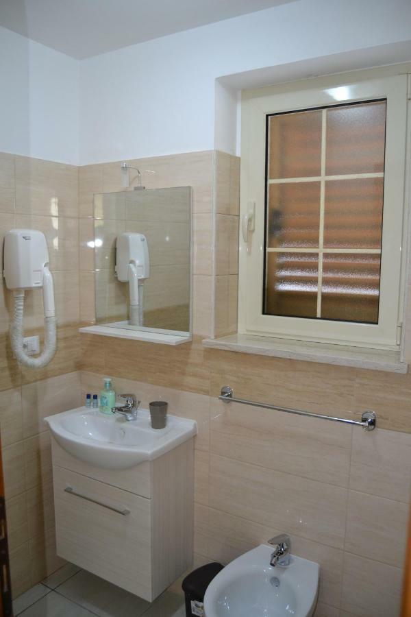Guesthouse Holiday Formia Beach Dış mekan fotoğraf