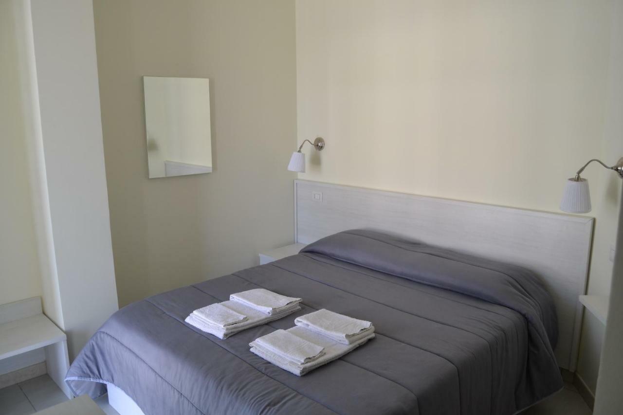 Guesthouse Holiday Formia Beach Dış mekan fotoğraf