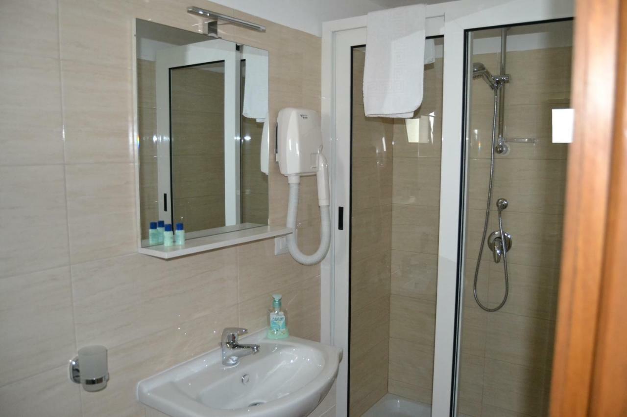 Guesthouse Holiday Formia Beach Dış mekan fotoğraf
